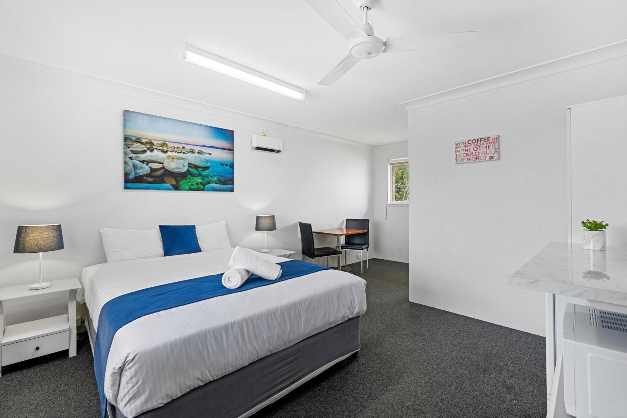 Econo Lodge Chaparral Motel Баллина Экстерьер фото