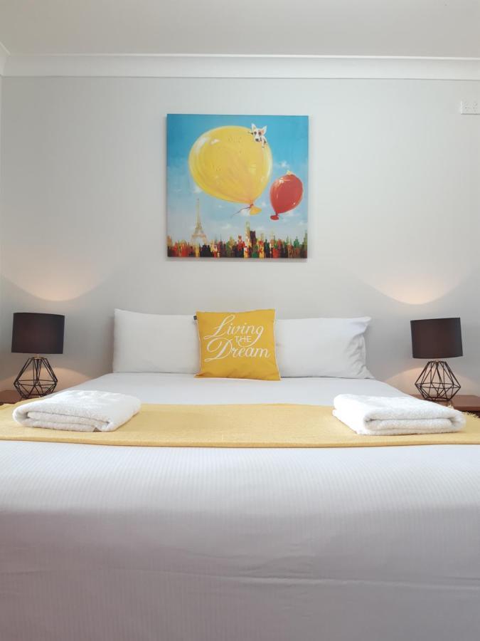 Econo Lodge Chaparral Motel Баллина Экстерьер фото