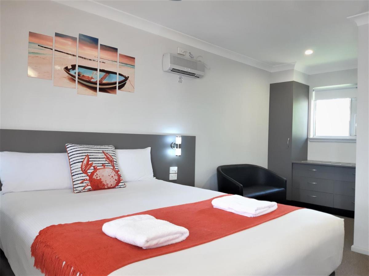 Econo Lodge Chaparral Motel Баллина Экстерьер фото